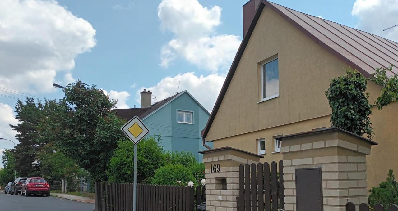 Apartman Alena Karlovy Vary Kültér fotó