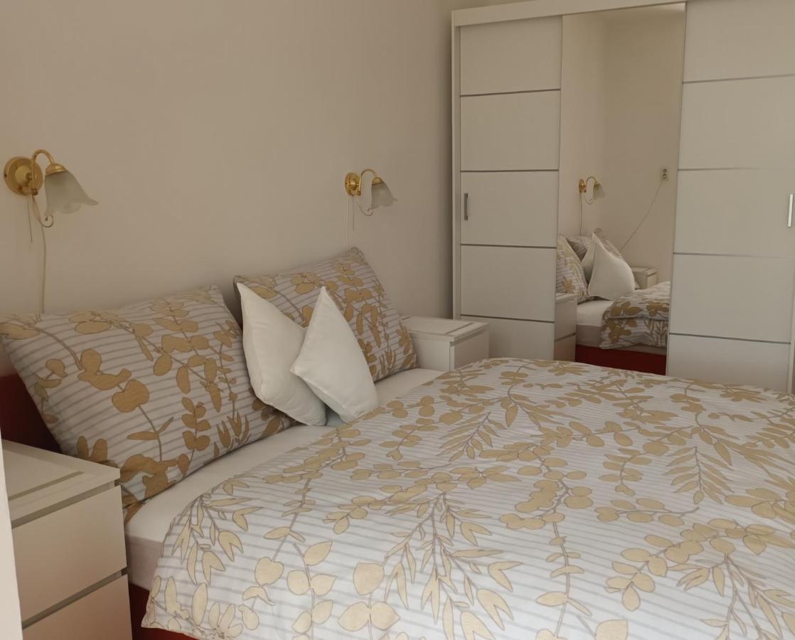 Apartman Alena Karlovy Vary Kültér fotó